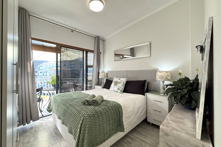 2 Bedroom Property for Sale in Beachfront Western Cape